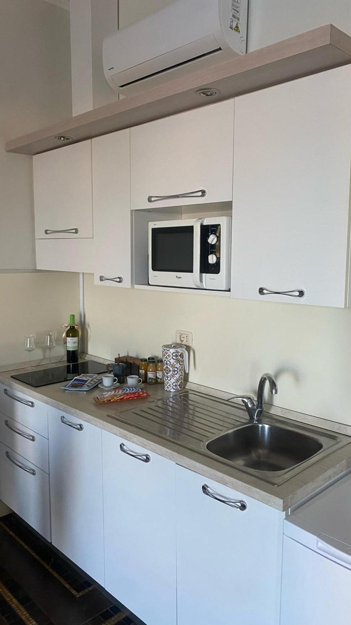 Regina Del Porto Apartment Brindisi Exterior foto