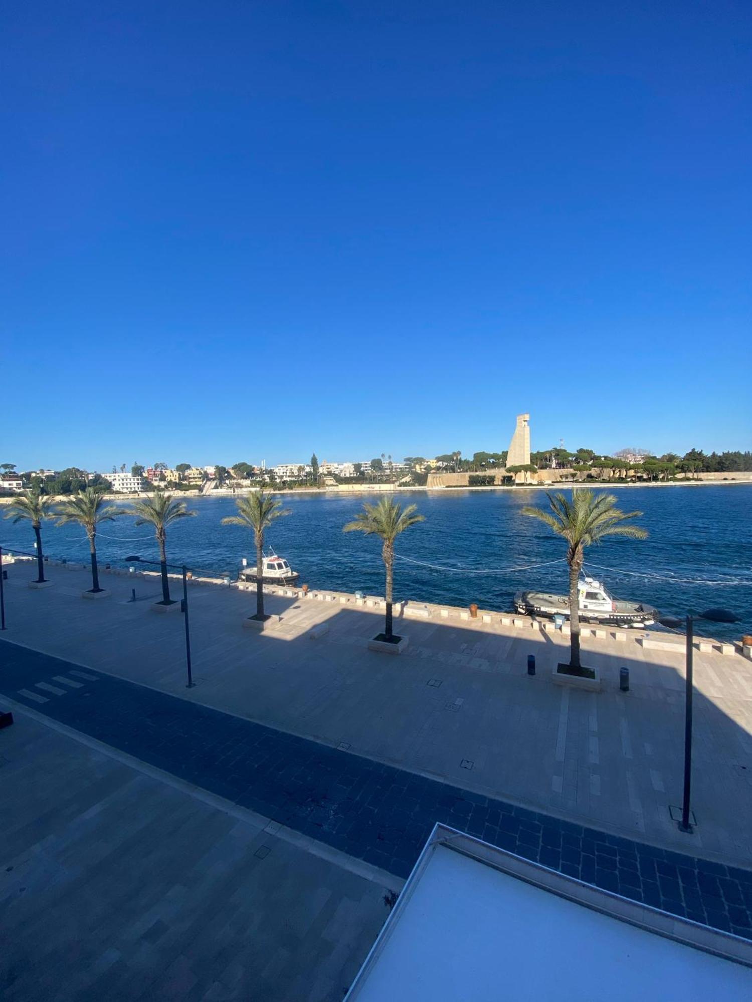 Regina Del Porto Apartment Brindisi Exterior foto